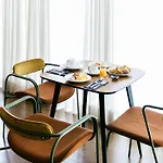 &tales Collection - With Service And Breakfast Όμπιδος