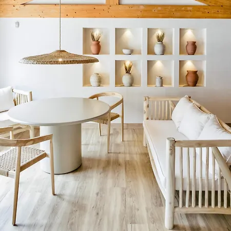 Ξενοδοχείο &tales Collection - With Service And Breakfast Όμπιδος