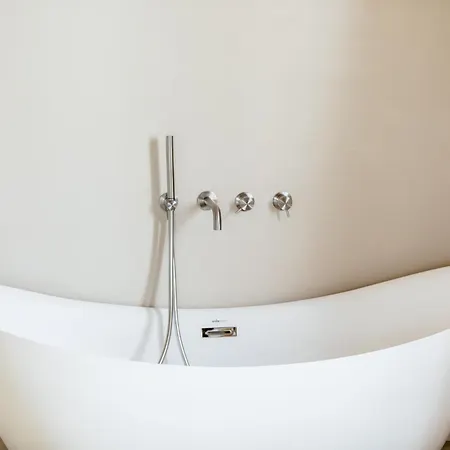 &tales Collection - With Service And Breakfast