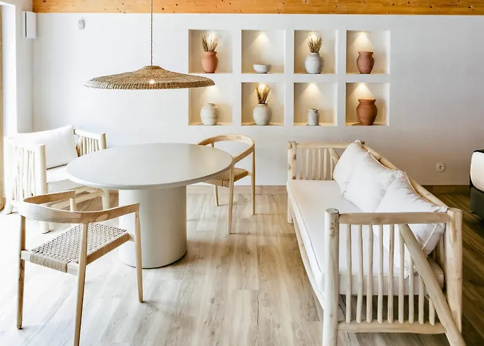 Apart-hotel &tales Collection - With Service And Breakfast Óbidos